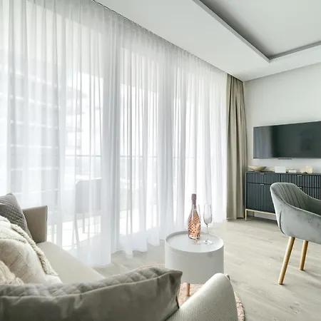 Apartment Your Holidays Waves Magia Zachodow Slonca E782 Miedzyzdroje