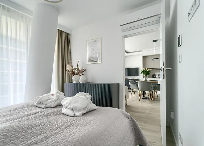 Your Holidays Waves Magia Zachodów Słońca E782 * Miedzyzdroje